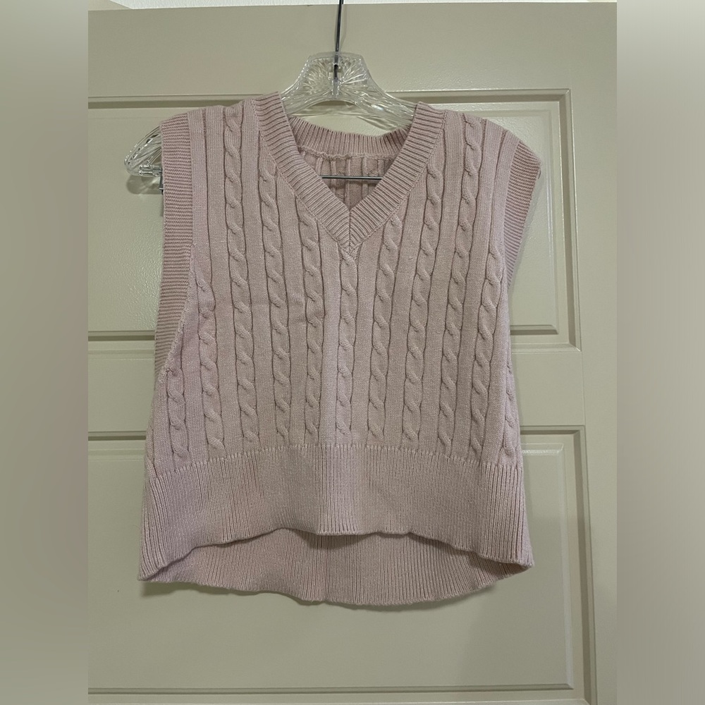 Beige Sweater Vest Size M